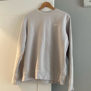 Nike crewneck sweatshirt